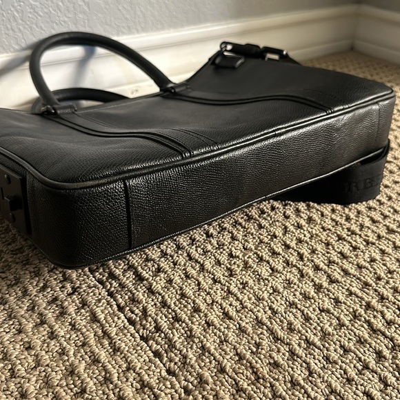 BURBERRY black leather LAPTOP BAG 11X14.5X2.5 in - Picture 6 of 14